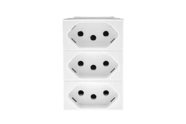 615043BC - TOMADA TRIPLEX 2P+T 10A PIALPLUS+ 22.30.170 